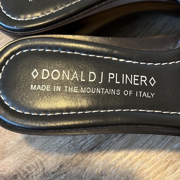 Platform Sandals - Picture 4 of 5